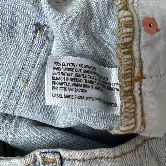 Wild Fable Women's High-Rise Distressed Denim Mini Skirt - Size 6 - NWT - Picture 5 of 6